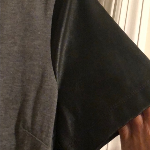 JCrew Top - Picture 3 of 4